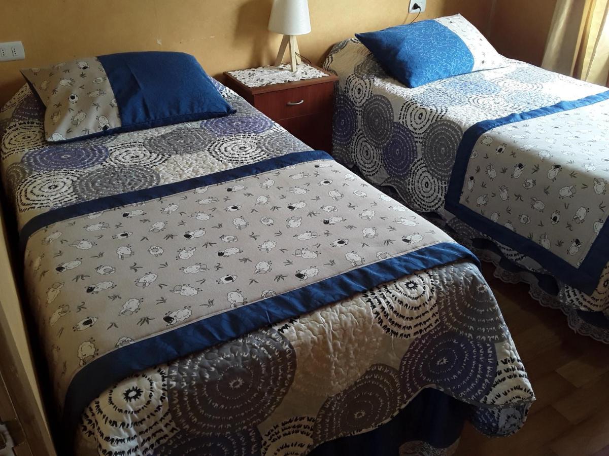 Hostal Don Pedro Пуерто-Наталес Екстер'єр фото