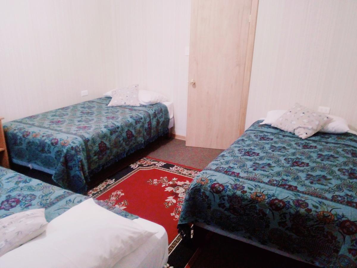 Hostal Don Pedro Пуерто-Наталес Екстер'єр фото