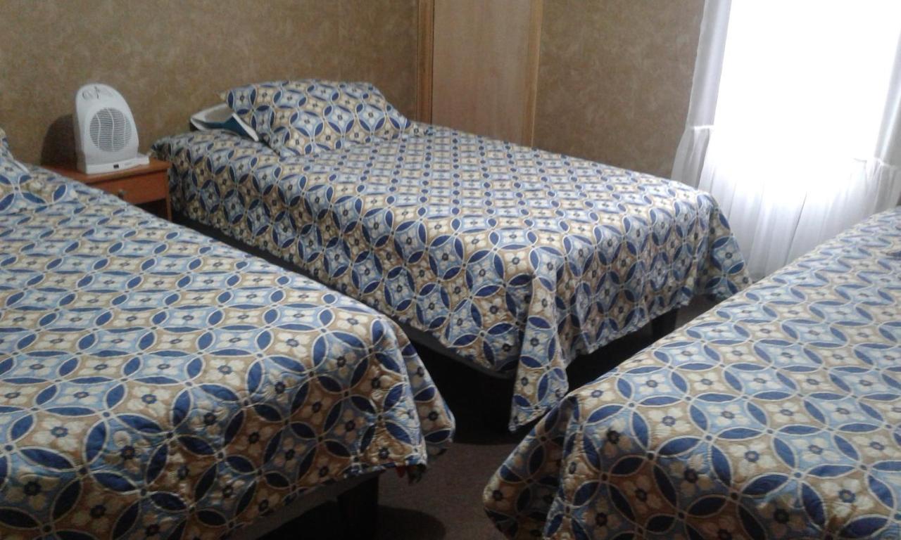 Hostal Don Pedro Пуерто-Наталес Екстер'єр фото